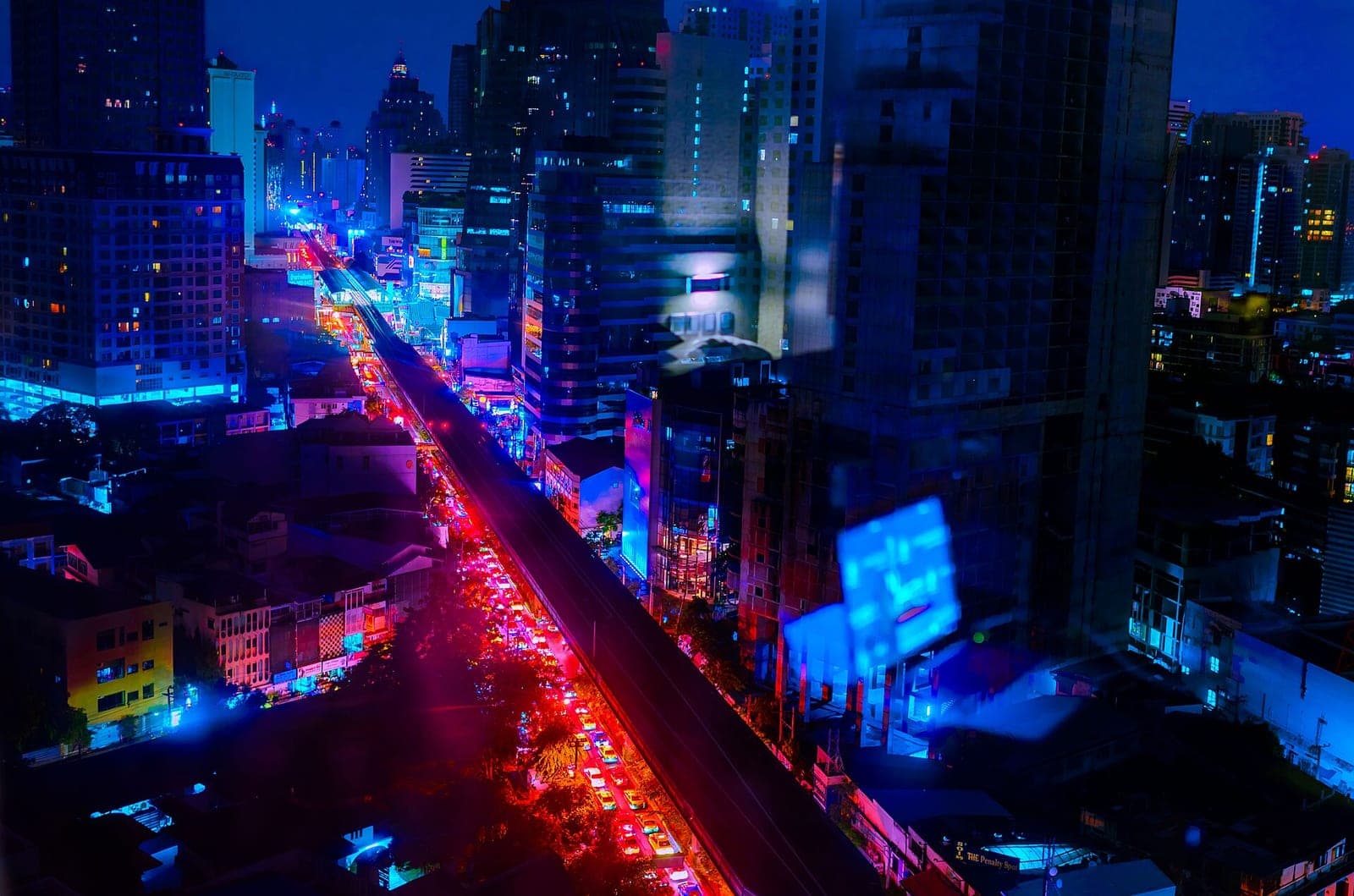 ถนนสุขุมวิท กรุงเทพฯ ย่านที่ผู้ชายต่างชาติอยู่หนาแน่นที่สุดในไทย